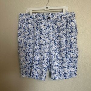 Maelreg Men's NWT Blue & White Palm-Print Flat Front Shorts Sz 40